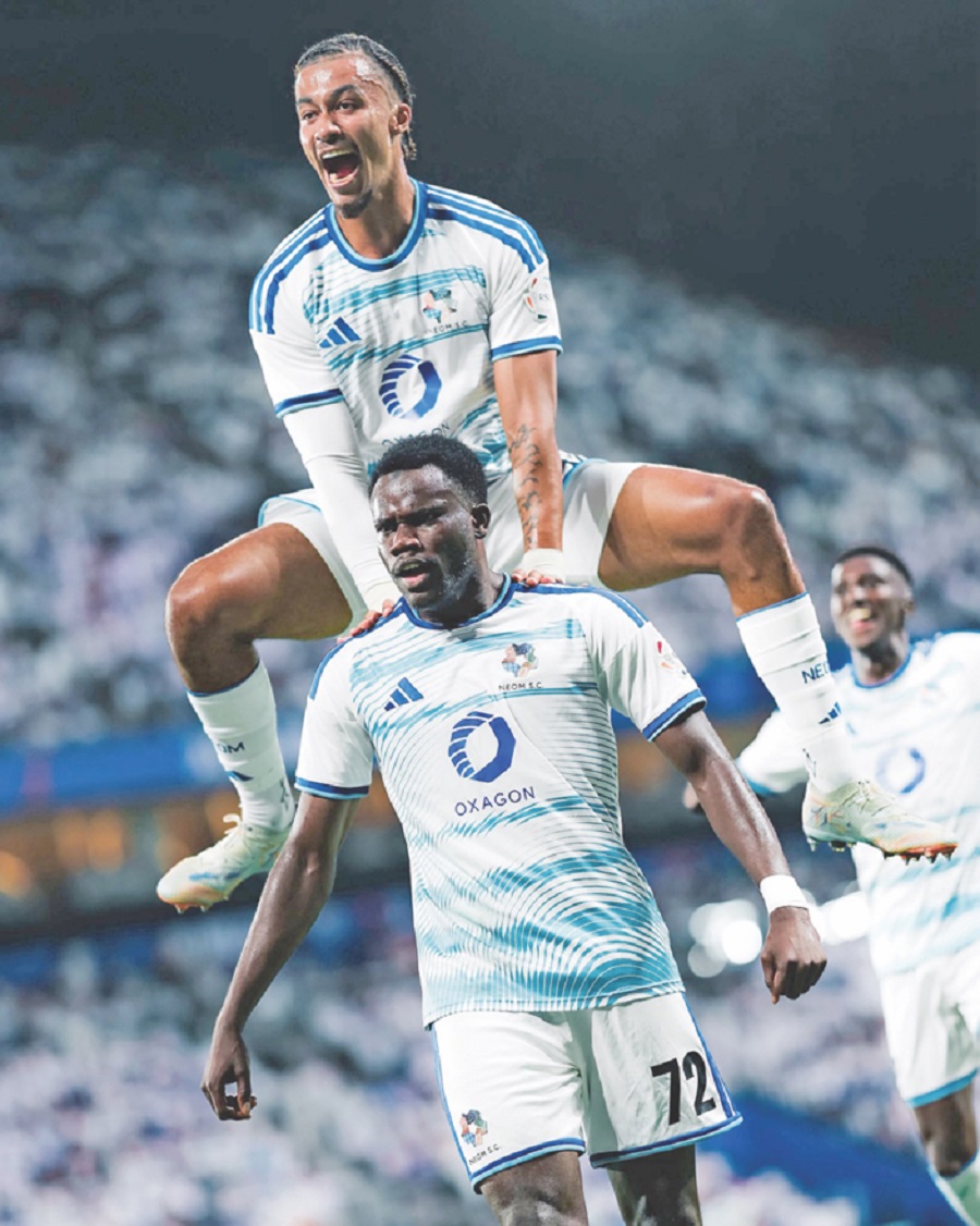 الخسارة الأولى للهلال هذا الموسم